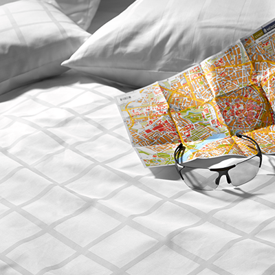 Hotelbettwaesche-8 cm Karo-satinbettwaesche