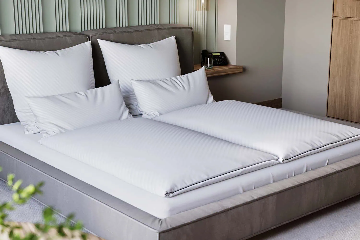 imagebild-13mm-streifensatin-diagonalstreifen-weiß-hotelbett-hotelbettwaesche