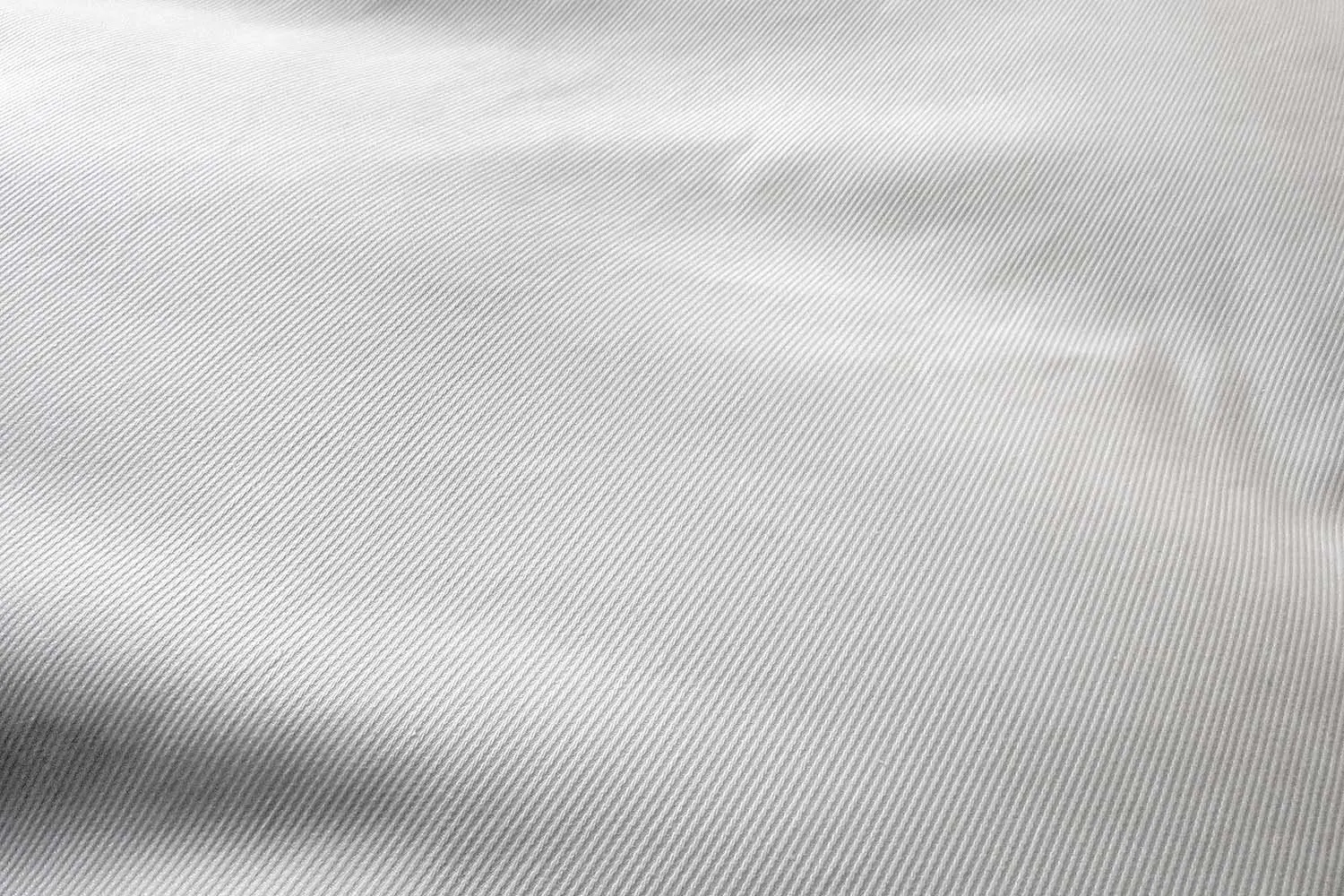 detailbild-1,5mm-streifensatin-cappuccino-hotelbettwaesche-draufsicht