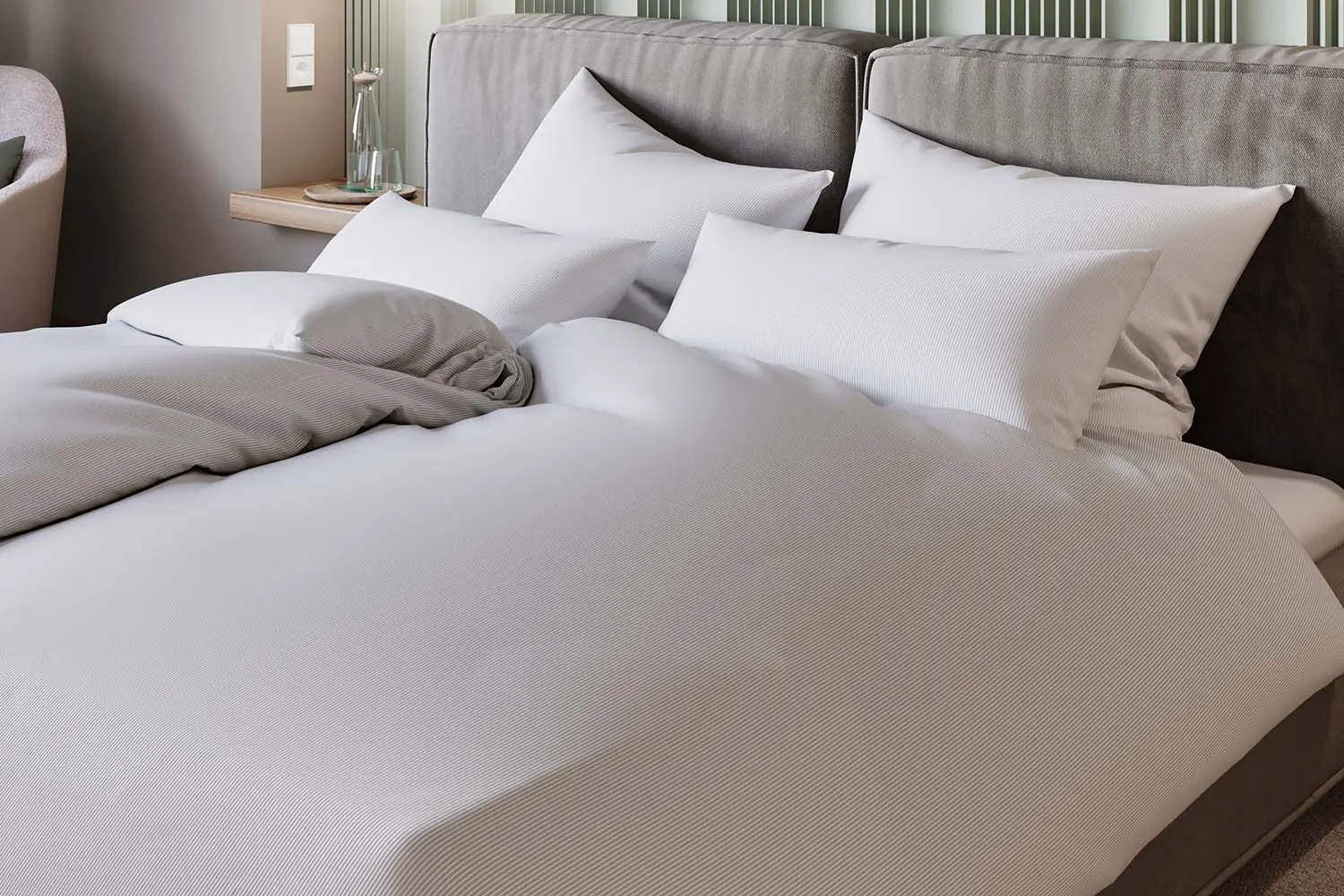 imagebild-1,5mm-streifensatin-weiß-hotelbettwaesche-zierkissen