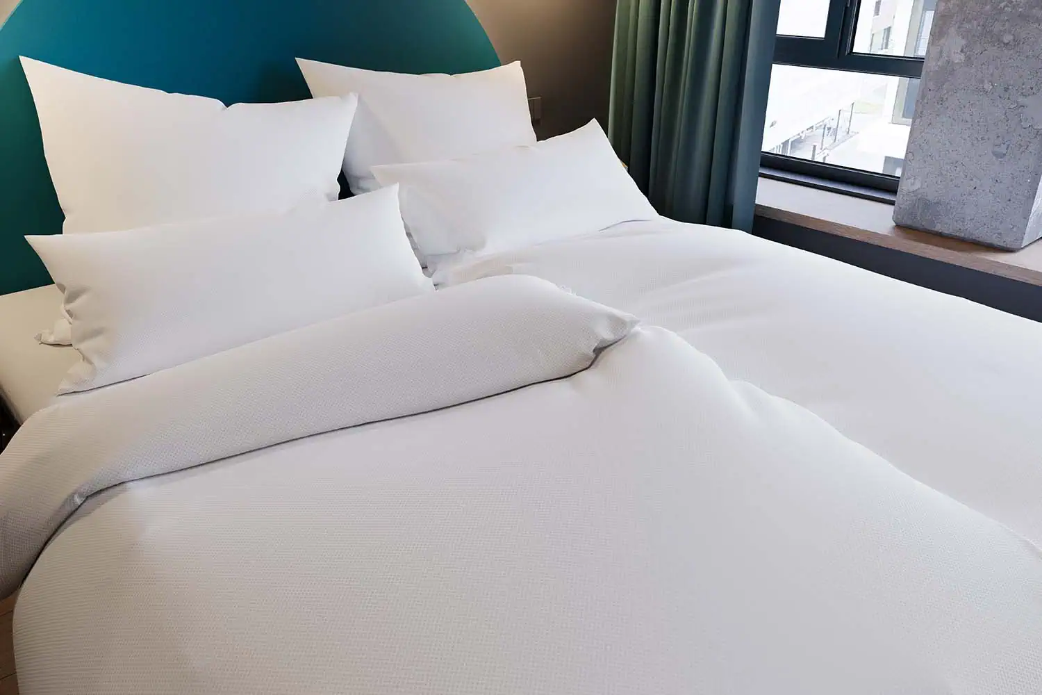 Millieubild-bettwaesche-hotellerie_kleines-karo-modern