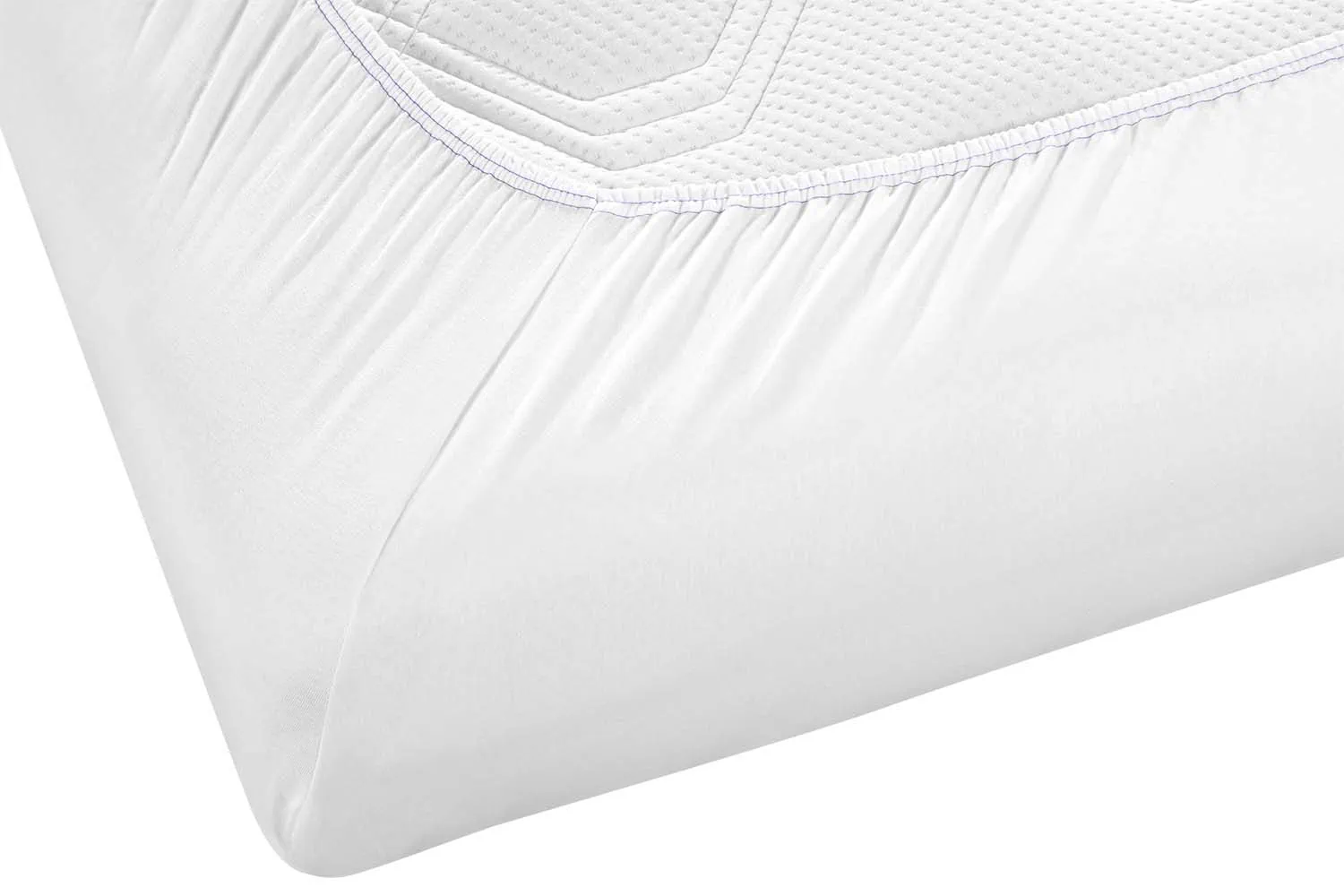 detailbild-jersey-spannbettlaken-lagos-auf-matratze-mit-kennfaden-violett